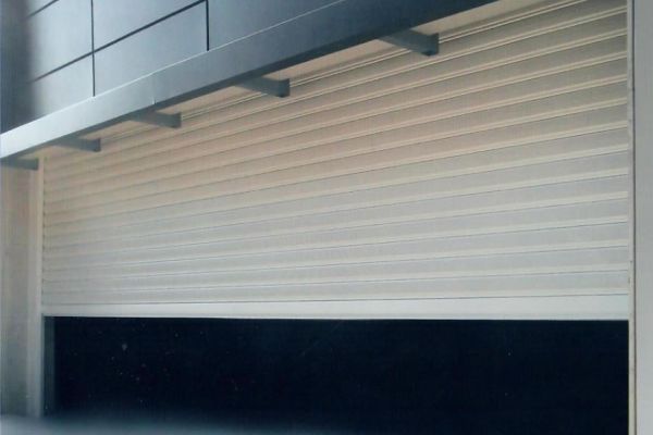 Serrande grandi dimensioni microforata